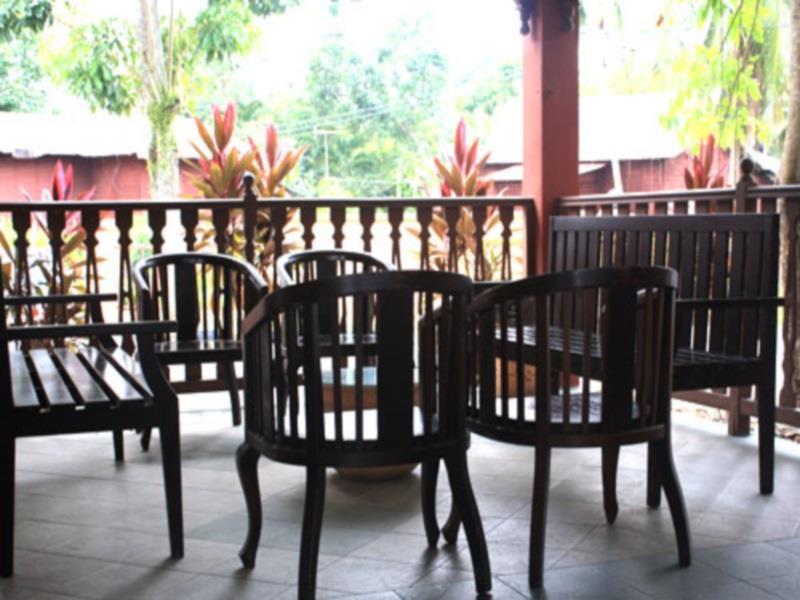 Green Village Pasir Salak Eco River Resort Kampung Gajah (Perak) Exterior foto