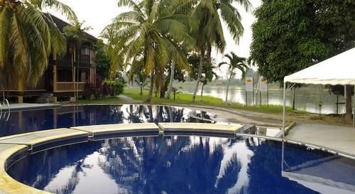 Green Village Pasir Salak Eco River Resort Kampung Gajah (Perak) Exterior foto